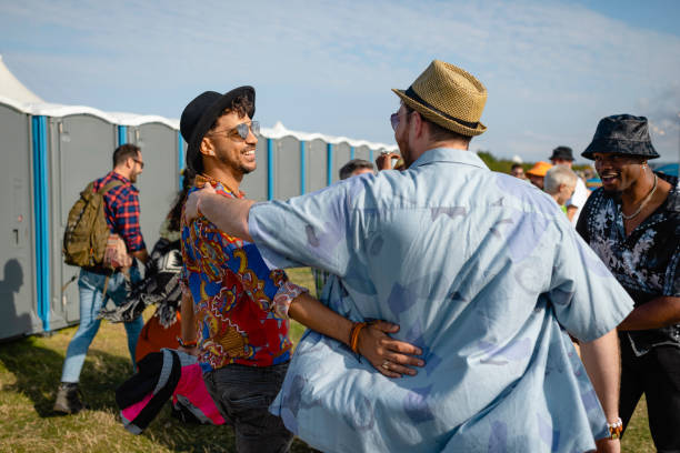 Best Affordable porta potty rental  in Dewitt, IA
